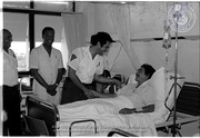 Diputado R.Zaandam a bishita Sr.Hubert Thiel na Hospital- 21 di februari 1984, Image # 4, BUVO