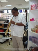 Dufry shops show that getting a makeover from Estee Lauder is a real Pleasure, image # 2, The News Aruba