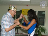Newly crowned Miss Aruba brightens the day of the residents of St. Michael's Pavijoen, image # 28, The News Aruba