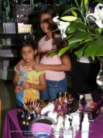 Dufry and Estee Lauder show their clients how to achieve holiday glamour!, image # 12, The News Aruba