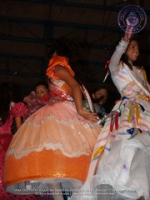 Hillyan Croes is named Carnival Youth Queen 2006, image # 73, The News Aruba