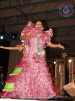 Hillyan Croes is named Carnival Youth Queen 2006, image # 75, The News Aruba