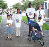 Over two hundred marched for Aruba Help! for Tsunami Victims, image # 2, The News Aruba
