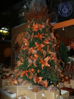 Flora Market unveils their Christmas store for 2007, image # 13, The News Aruba
