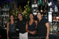 Former MLB catcher Jeff Reed and sister Indira cut the ribbon for Joey Ras' Roadside Cafe, image # 11, The News Aruba