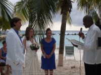 Greg and Anna return to Renaissance Island to be married in the place where they fell in love, image # 4, The News Aruba