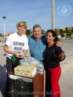 Arubians invade the Hyatt Regency parking lot in support of the victims of Hurricane Katrina, image # 3, The News Aruba