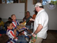 The Florida Caribbean Cruise Association plays Santa for Aruban children, image # 13, The News Aruba