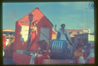 SV Caribe, "Rue Honni Soit Qui Mal y Pense", Parada di Carnaval 20, Aruba, 1974, Aruba Tourism Bureau