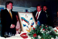 Bezoek Kroonprins Willem-Alexander Maart 1996 + Viering 18 maart 1996 - Beeldcollectie Gabinete Henny Eman II, no. 0665