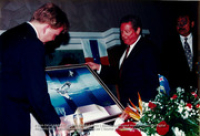 Bezoek Kroonprins Willem-Alexander Maart 1996 + Viering 18 maart 1996 - Beeldcollectie Gabinete Henny Eman II, no. 1033