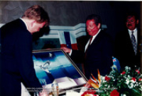 Bezoek Kroonprins Willem-Alexander Maart 1996 + Viering 18 maart 1996 - Beeldcollectie Gabinete Henny Eman II, no. 1051