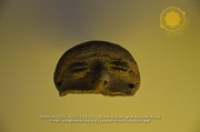Foto's Joshua van stempels en pijp, 3 november 2015, potret # 16, National Archaeological Museum Aruba