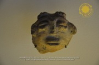 Foto's Joshua van stempels en pijp, 3 november 2015, potret # 17, National Archaeological Museum Aruba