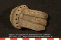 Hengsel (fragment) (Collectie Wereldculturen, RV-1403-219)