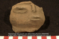 Gelaat (fragment) (Collectie Wereldculturen, RV-1403-279)