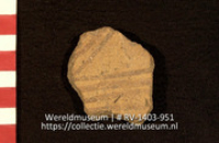 Pot (fragment) (Collectie Wereldmuseum, RV-1403-951)