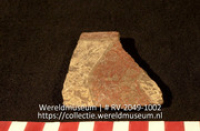 Versierd aardewerk (fragment) (Collectie Wereldmuseum, RV-2049-1002)