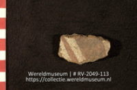 Versierd aardewerk (fragment) (Collectie Wereldmuseum, RV-2049-113)