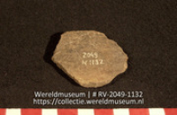 Aardewerk (fragment) (Collectie Wereldmuseum, RV-2049-1132)