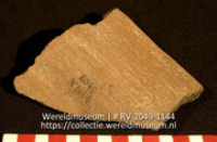 Aardewerk (fragment) (Collectie Wereldmuseum, RV-2049-1144)