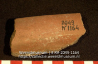 Aardewerk (fragment) (Collectie Wereldmuseum, RV-2049-1164)