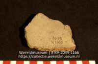Aardewerk (fragment) (Collectie Wereldmuseum, RV-2049-1166)