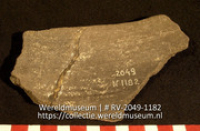 Aardewerk (fragment) (Collectie Wereldmuseum, RV-2049-1182)