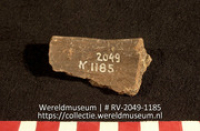 Aardewerk (fragment) (Collectie Wereldmuseum, RV-2049-1185)