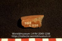 Aardewerk (fragment) (Collectie Wereldmuseum, RV-2049-1298)