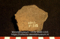 Aardewerk (fragment) (Collectie Wereldmuseum, RV-2049-1315)