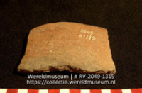 Aardewerk (fragment) (Collectie Wereldmuseum, RV-2049-1319)