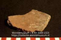 Aardewerk (fragment) (Collectie Wereldmuseum, RV-2049-1323)