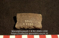 Aardewerk (fragment) (Collectie Wereldmuseum, RV-2049-1330)