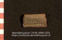 Aardewerk (fragment) (Collectie Wereldmuseum, RV-2049-1331)