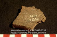 Aardewerk (fragment) (Collectie Wereldmuseum, RV-2049-1338)