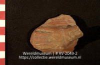 Versierd aardewerk (fragment) (Collectie Wereldmuseum, RV-2049-2)