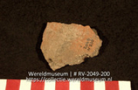 Aardewerk fragment (Collectie Wereldmuseum, RV-2049-200)