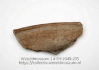 Aardewerk (fragment) (Collectie Wereldmuseum, RV-2049-205)