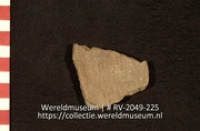 Aardewerk fragment (Collectie Wereldmuseum, RV-2049-225)