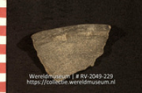 Aardewerk fragment (Collectie Wereldmuseum, RV-2049-229)