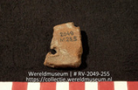 Aardewerk fragment (Collectie Wereldmuseum, RV-2049-255)