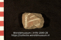 Versierd aardewerk (fragment) (Collectie Wereldmuseum, RV-2049-28)