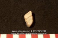 Versierd aardewerk (fragment) (Collectie Wereldmuseum, RV-2049-282)