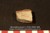 Versierd aardewerk (fragment) (Collectie Wereldmuseum, RV-2049-308)