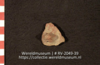 Aardewerk oortje (Collectie Wereldmuseum, RV-2049-39)
