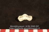 Haaientand (Collectie Wereldmuseum, RV-2049-397)