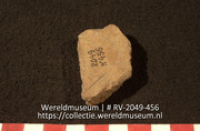 Aardewerk (fragment) (Collectie Wereldmuseum, RV-2049-456)