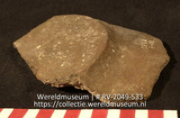 Aardewerk (fragment) (Collectie Wereldmuseum, RV-2049-533)