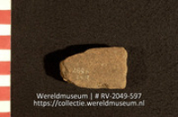 Aardewerk (fragment) (Collectie Wereldmuseum, RV-2049-597)
